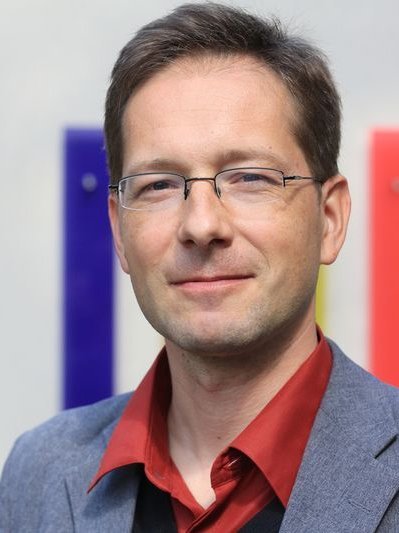 Prof. Dr. Tomáš Zdražil